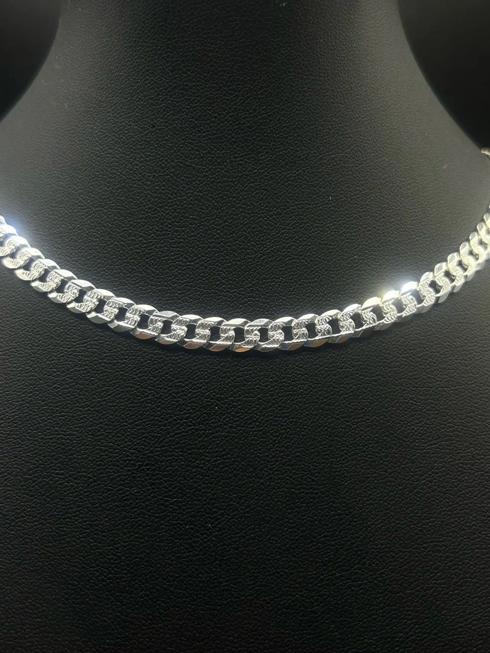 22 Inch Cuban Link Chain 7mm width